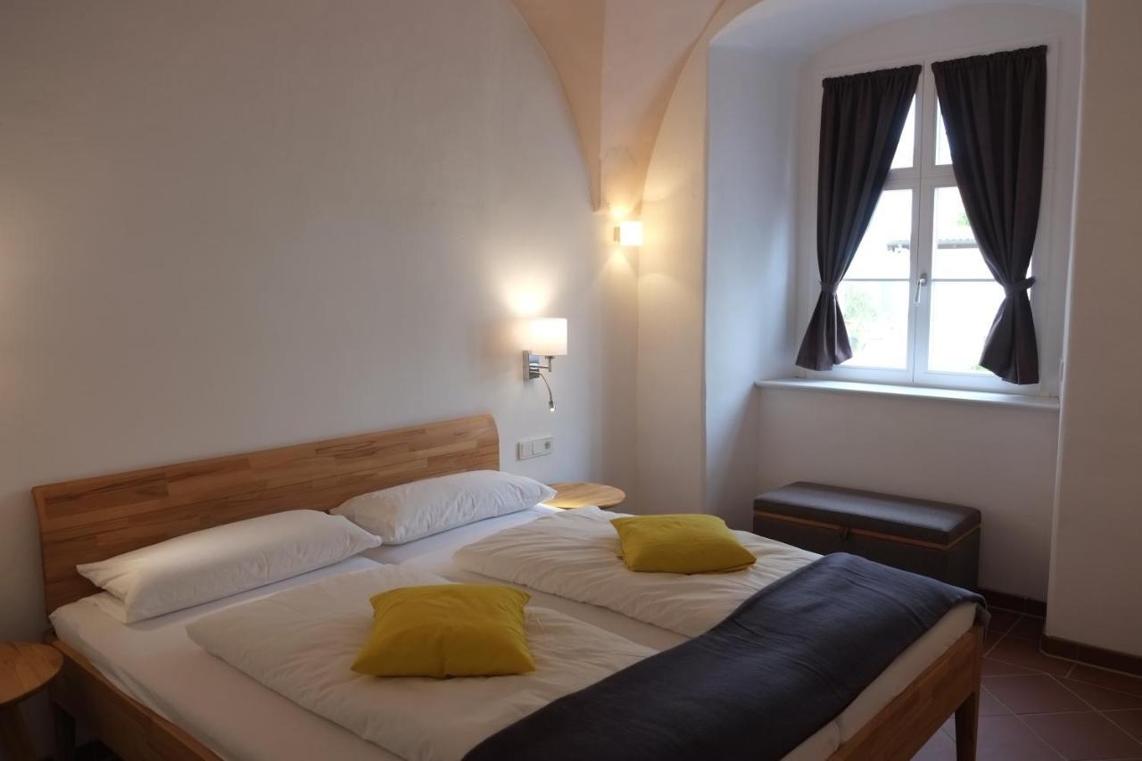 60Qm Wohnung Naabtal Im Historischen Pfarrhaus Pielenhofen Zewnętrze zdjęcie