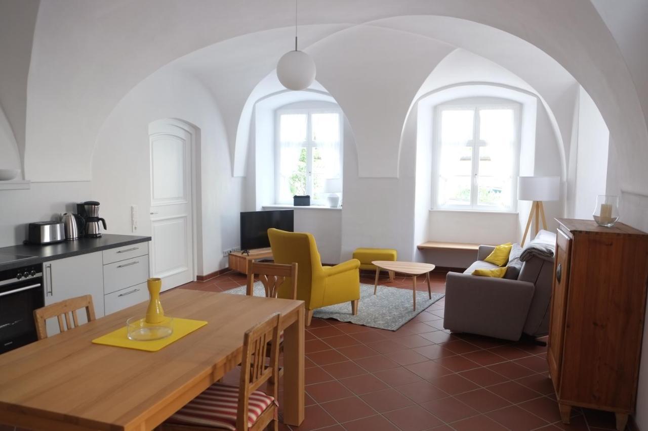60Qm Wohnung Naabtal Im Historischen Pfarrhaus Pielenhofen Zewnętrze zdjęcie